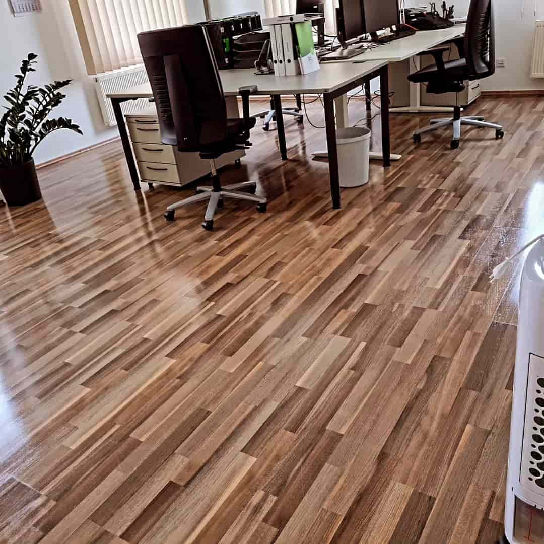 Büroreinigung – Referenzfoto 3 von 5